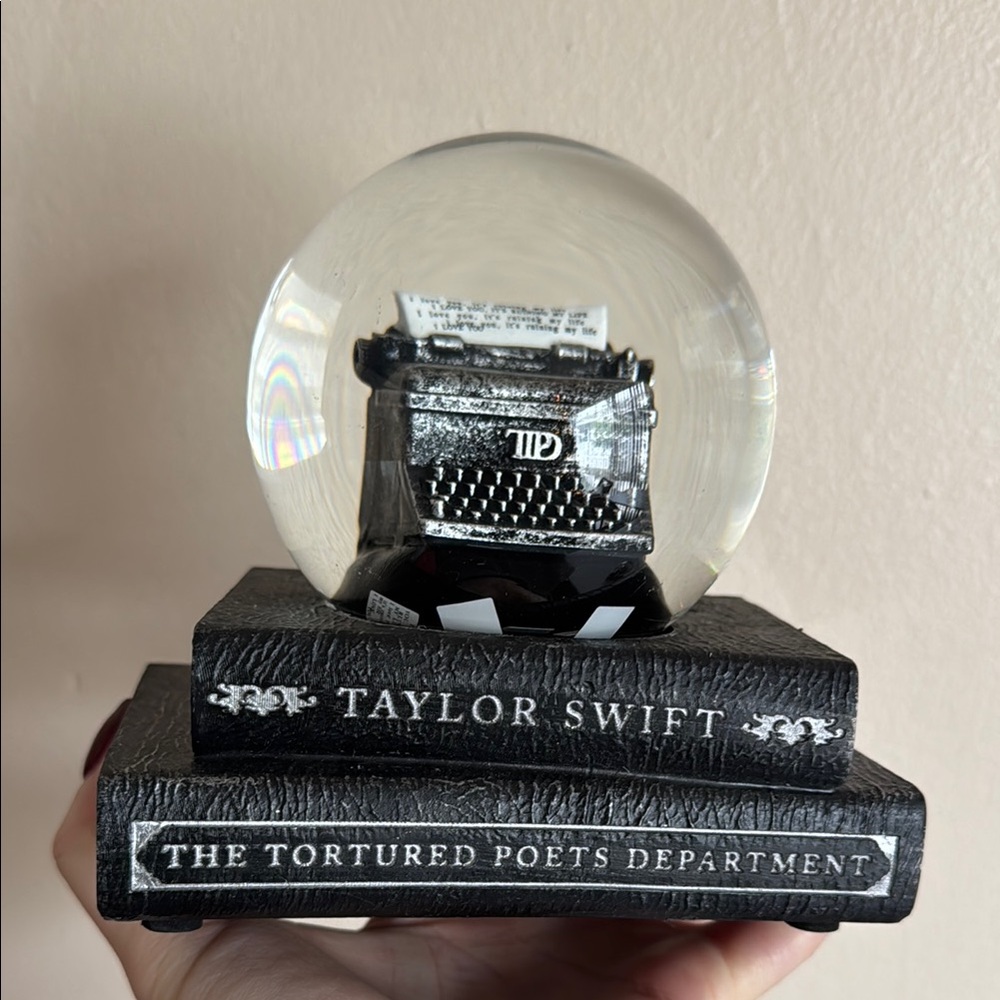 The Tortured Poets Department Snow Globe 🫧